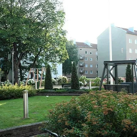 شقة Tyylikas Kolmio 76 M², Kahdella Wc:lla توركو