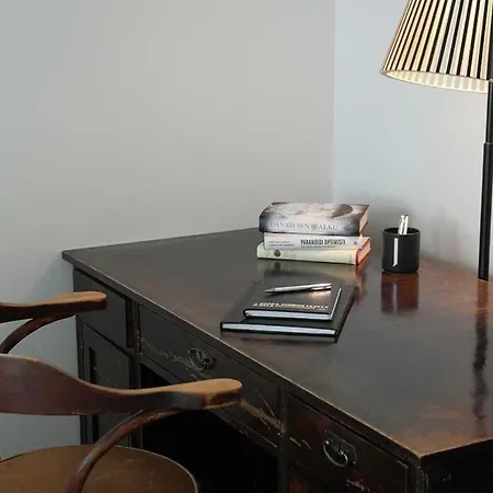 Tyylikas Kolmio 76 M², Kahdella Wc:lla Διαμέρισμα *