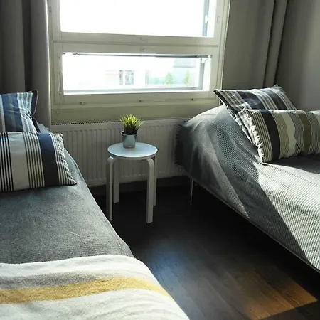 Tyylikas Kolmio 76 M², Kahdella Wc:lla * Τούρκου